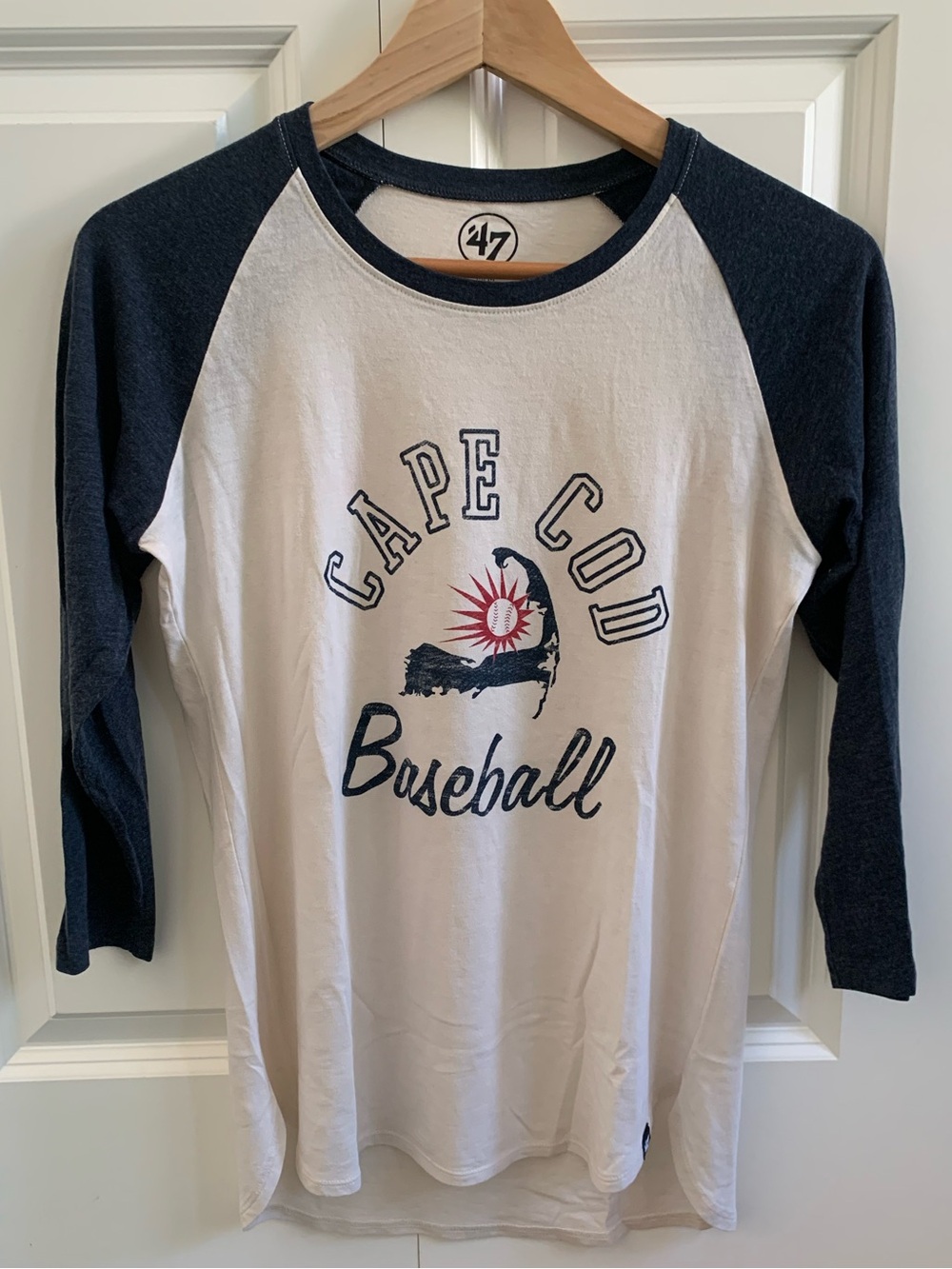 ‘47 Brand Women’s Cape Cod Baseball League Raglan Tee 3/4 Sleeves Size M EUC